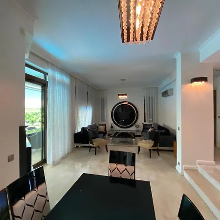 Luxury 3 Bedrooms Villa,Private Pool Gold City Villa